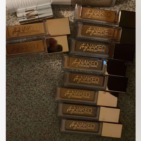 Urban decay foundation bundle - Picture 2 of 3